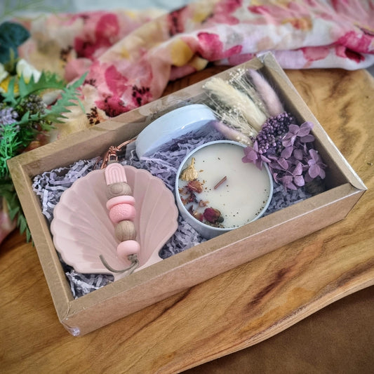 Gift box- Pink shell, Candle and Keychain