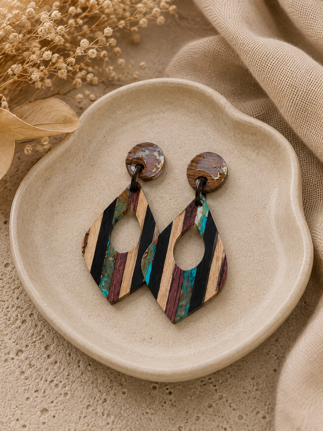 Earrings-Striped wood leaf