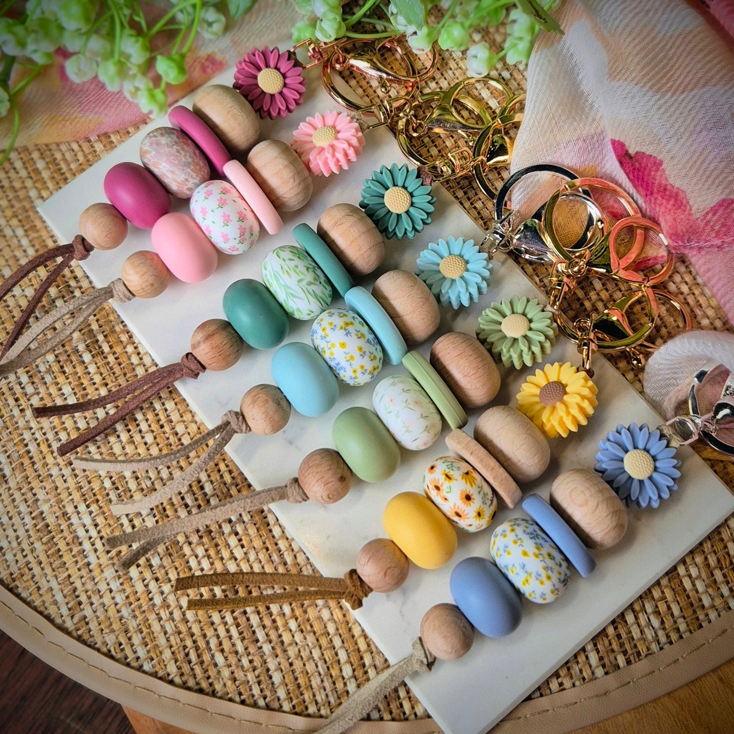 Keychain- Feminine flowers