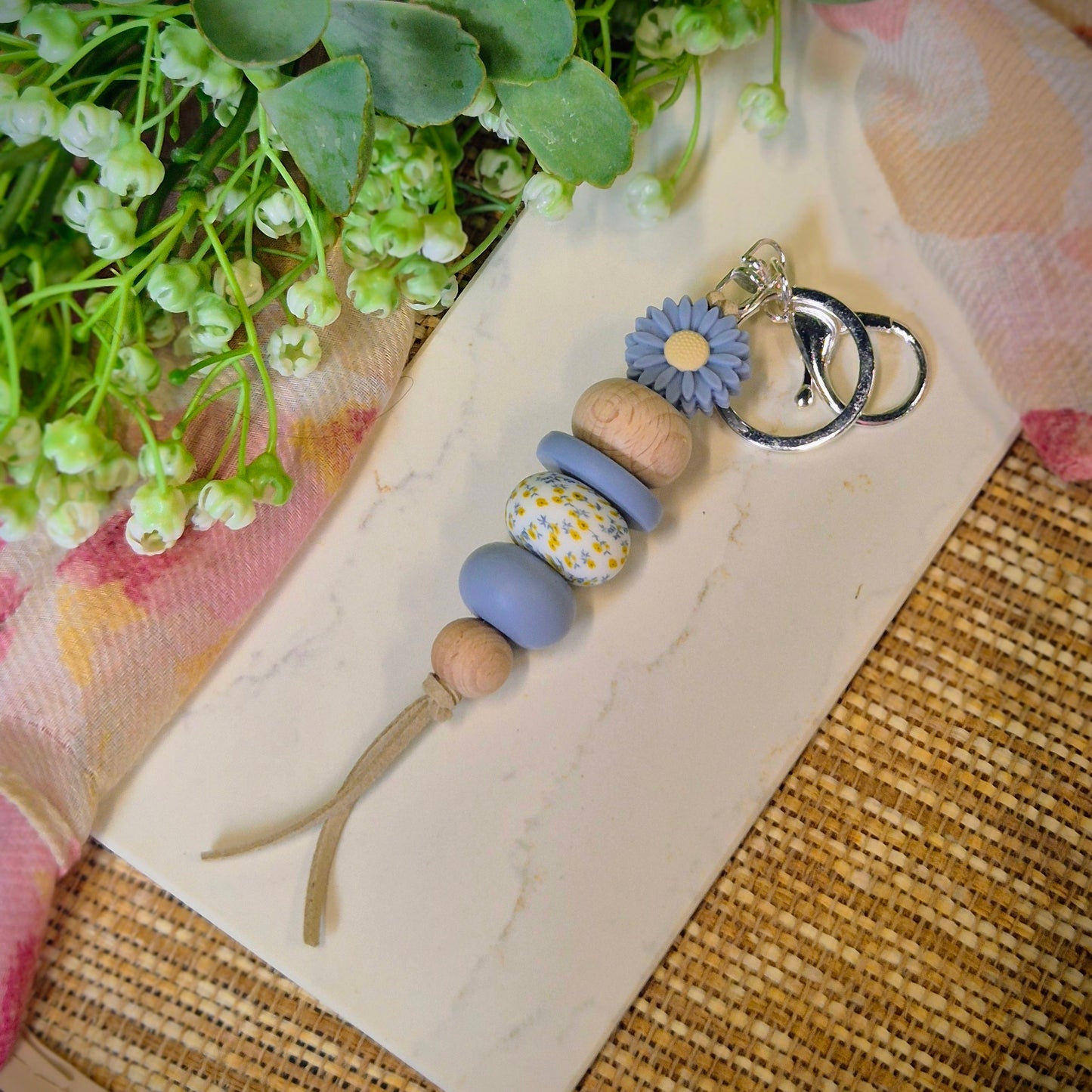 Keychain- Feminine flowers
