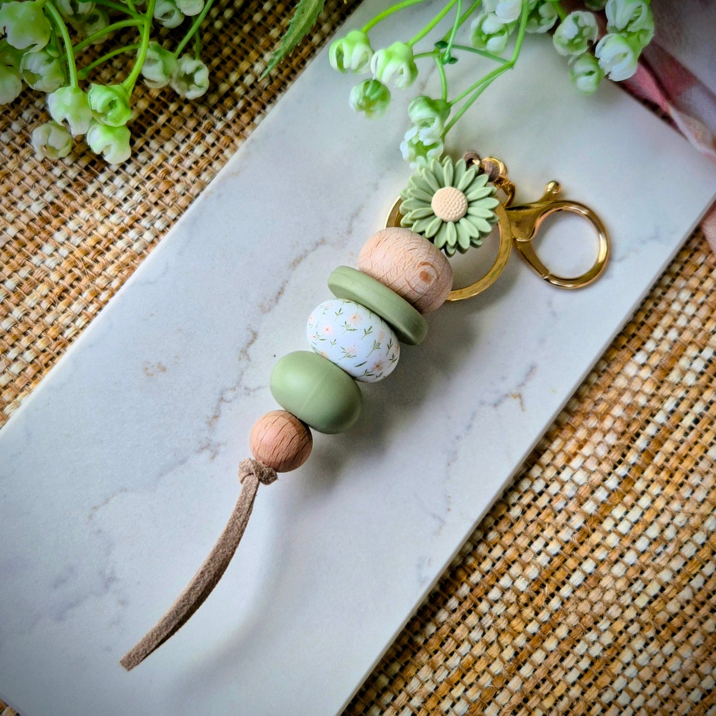 Keychain- Feminine flowers