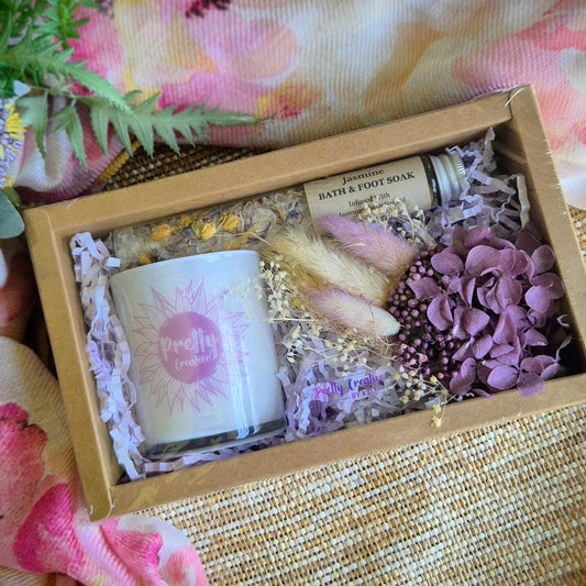 Gift box- bath soak & candle