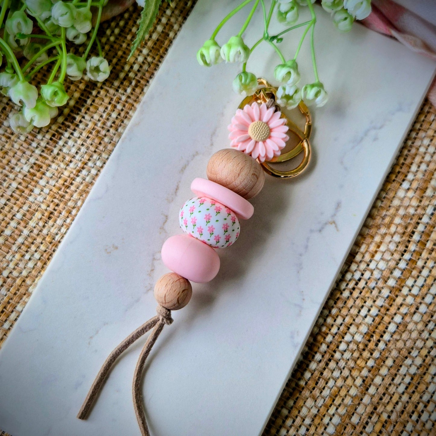 Keychain- Feminine flowers