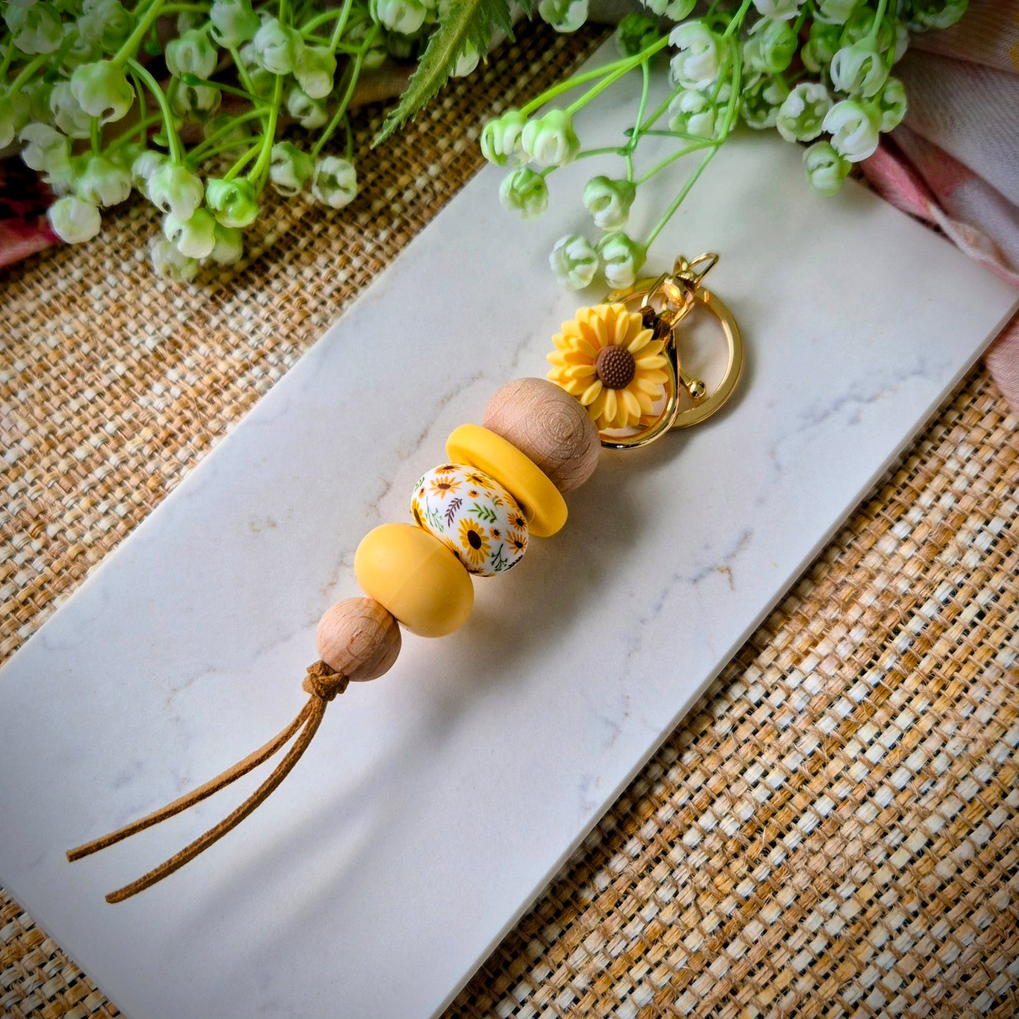 Keychain- Feminine flowers